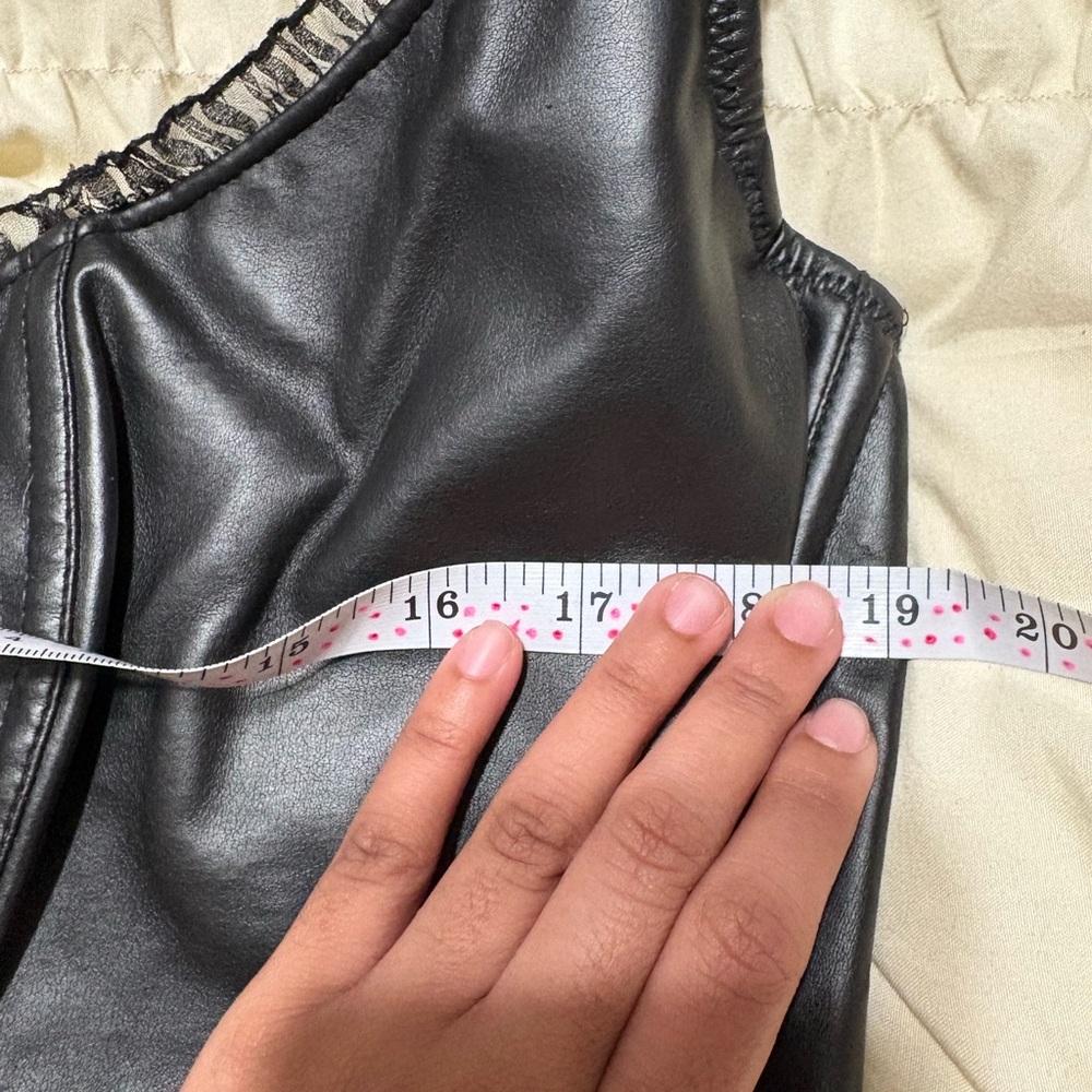 Vintage Black Corset Top - Picture 7 of 8